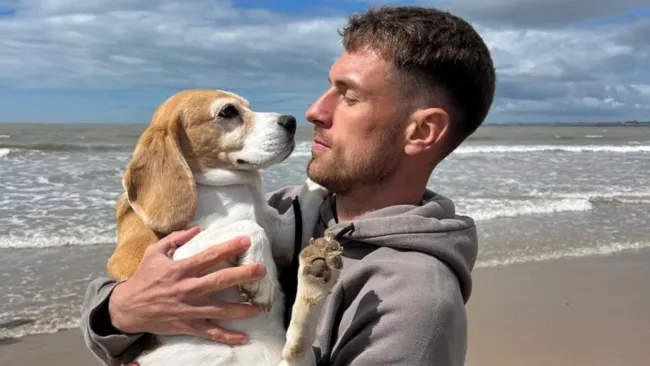 Aaron Ramsey pierde la esperanza de encontrar a su perrita Halo: "No creo que la encontremos nunca"