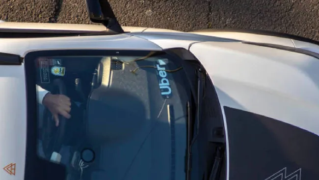 Uber ya puede recoger pasajeros en aeropuertos