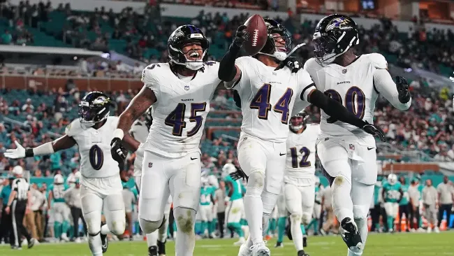 NFL multa a los Ravens con 100.000 dólares por informe erróneo sobre lesión de Lamar Jackson