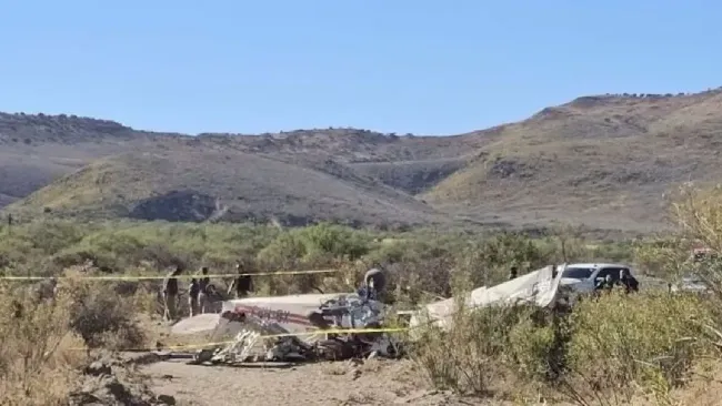 Avioneta se desploma en Santa Isabel, Chihuahua: dos fallecidos y corte de energía eléctrica