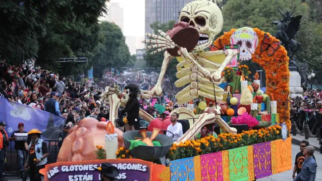 Desfile de Día de Muertos 2025 en CDMX tuvo asistencia de casi 1.5 millones de personas