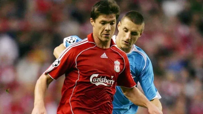 Xabi Alonso regresa a Liverpool después de 16 años