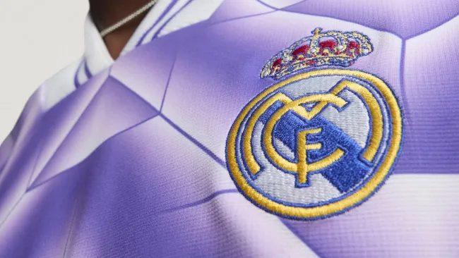 ¡Joya! Real Madrid presenta nueva camiseta estilo retro que causa furor en la afición merengue. Noticias en tiempo real