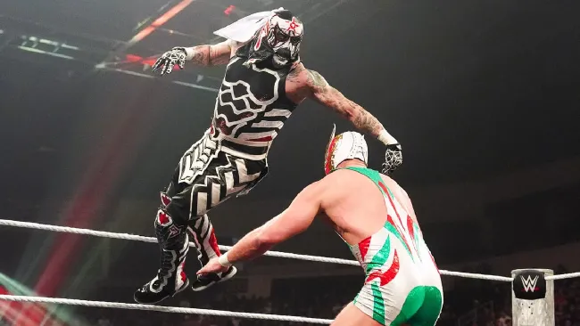 Penta venció en el primer Raw de noviembre