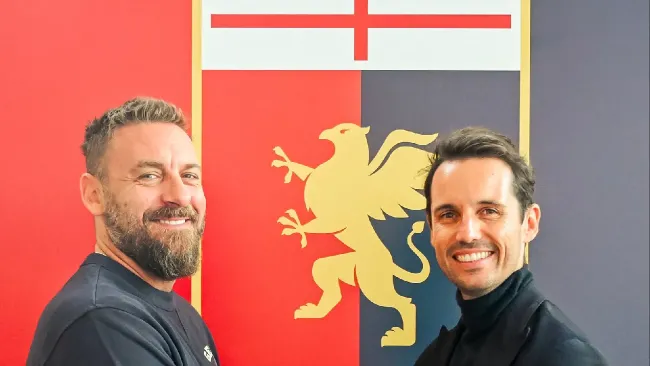 ¡Nuevo entrenador para Johan Vásquez! Daniele de Rossi es técnico del Genoa