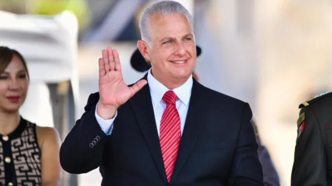 Ubican a Román Cepeda entre los mejores alcaldes del País