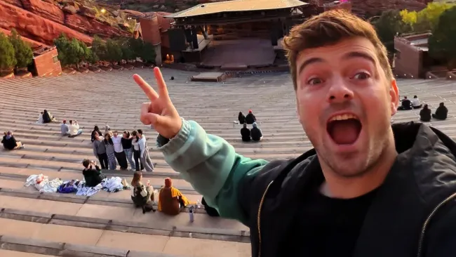 El productor de música electrónica compartió el momento antes de la cirugía.