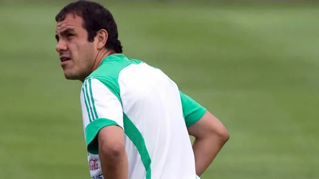 ¿Qué hacen y dónde están las estrellas del futbol mexicano después del retiro? 