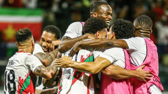 Surinam arrolla a El Salvador y huele a Mundial por primera vez