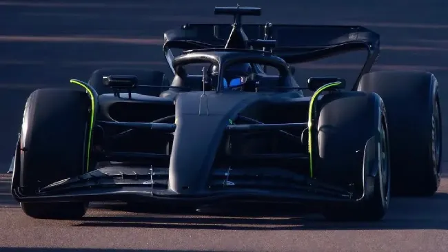 Checo Pérez destroza marca de Max Verstappen en Imola con auto dos años más viejo