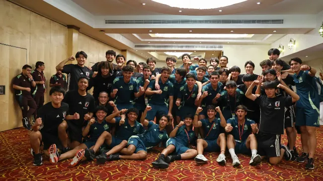 Japón celebró con México el triunfo ante Argentina 