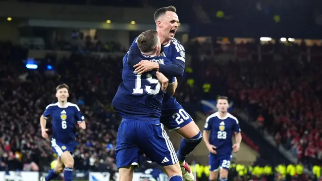 Escocia remonta de manera dramática a Dinamarca y le roba el boleto a la Copa del Mundo