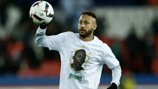 La empresa de Neymar adquirió el control del nombre, imagen y archivos de Pelé