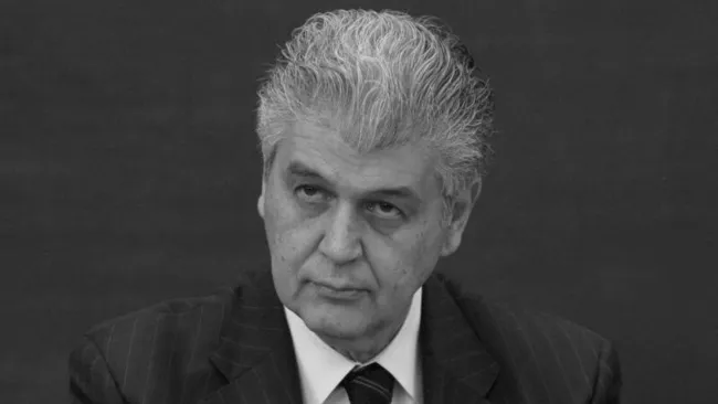 Alfredo Elías Ayub, exdirector de CFE, fallece a los 75 años. Noticias en tiempo real