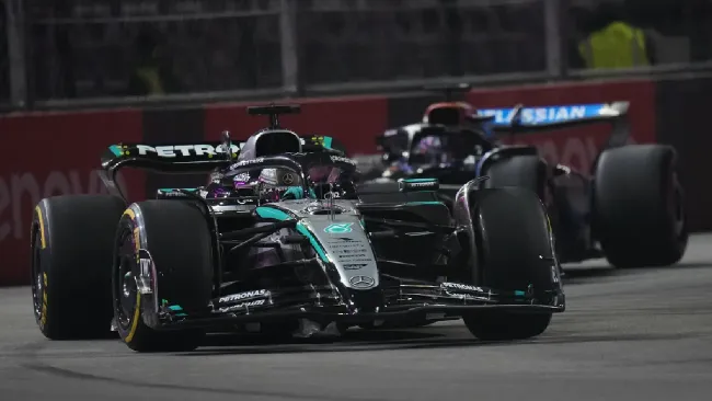 George Russell supera por dos décimas a Max Verstappen en la PL3 del GP de Las Vegas