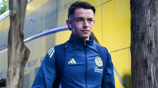 La reacción de Álvaro Fidalgo al recibir jersey del Tri