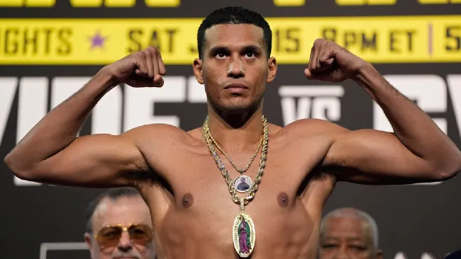 Beterbiev reaccionó a la pelea Benavidez vs Yarde 