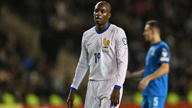 ¿Se va Santiago Giménez? Milan cocina fichaje estelar de Jean-Philippe Mateta . Noticias en tiempo real