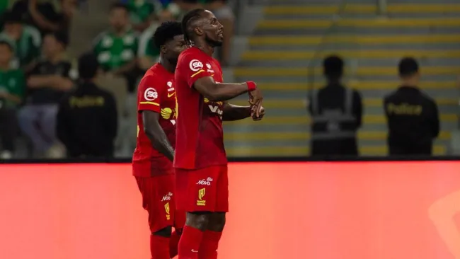 Julián Quiñones marcó en la derrota de su equipo en la Copa de Arabia