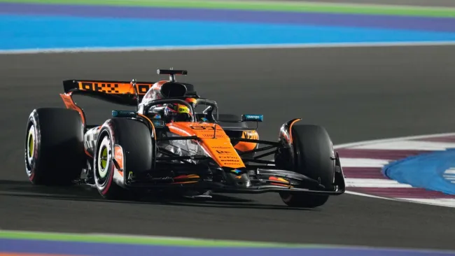 Oscar Piastri se planta ante Lando Norris y McLaren y se lleva la pole position del GP de Qatar