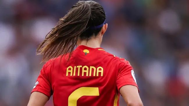 ¡Fuerte baja! Aitana Bonmatí será baja de Barcelona por una fractura en la pierna. Noticias en tiempo real