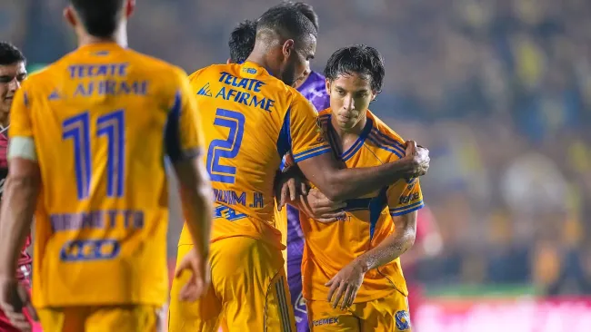 Tigres y Xolos se ven envueltos en bronca en los minutos finales del partido de Cuartos de Final. Noticias en tiempo real
