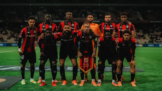 Jugadores de Niza fueron agredidos por la afición 