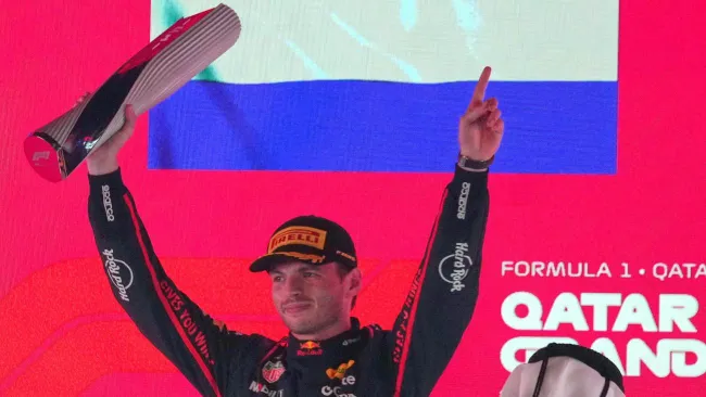 Max Verstappen celebra tras ganar el GP de Qatar