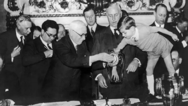 En 1938 el sorteo del Mundial lo definió un niño de seis años 