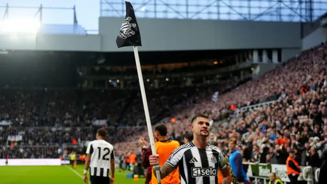 ¡Magia en St. James' Park! Bruno Guimaraes anota un gol olímpico histórico para el Newcastle