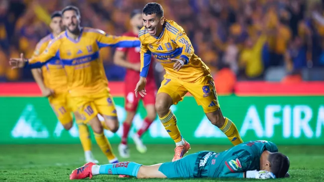 Hugo González cometió espantoso error en la Final | MEXSPORT