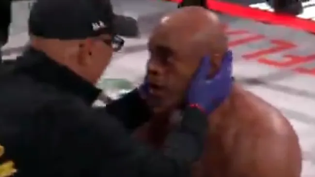 Anderson Silva vence por nocaut técnico a Tyron Woodley. Noticias en tiempo real