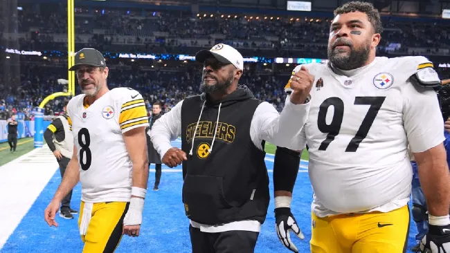 Aaron Rodgers y Mike Tomlin 