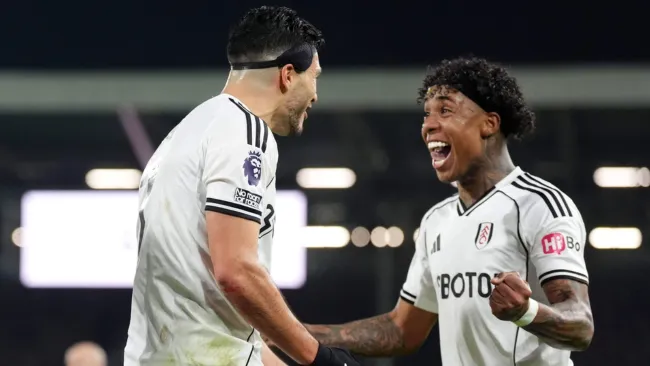 Fulham vence a Nottingham Forest con gol de Raúl Jiménez 