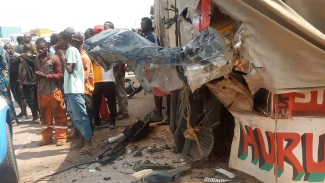 Anthony Joshua sufre accidente automovilístico