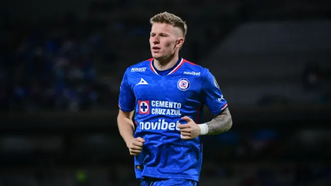 ¿Y dónde está el polaco? Cruz Azul investiga a Mateusz Bogusz, quien no se presentó a entrenar
