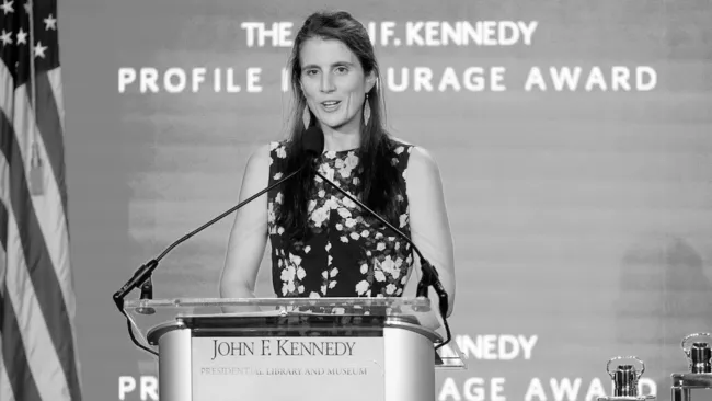 Era hija de la diplomática Caroline Kennedy y el diseñador Edwin Schlossberg.