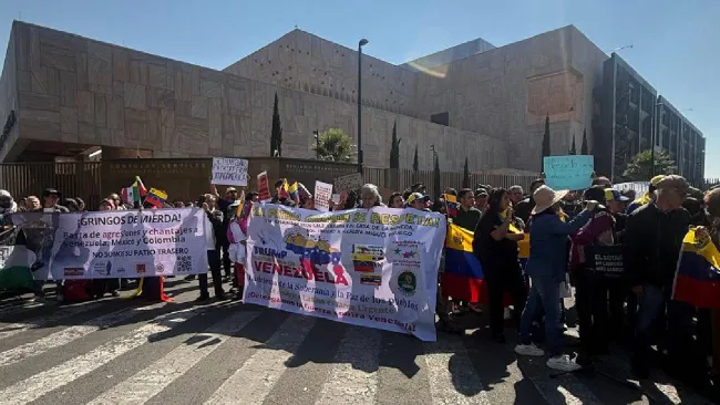 Venezolanos protestan en CDMX tras detención de Nicolás Maduro