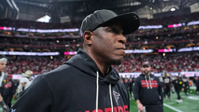 Falcons despiden al entrenador Raheem Morris y al gerente Terry Fontenot 