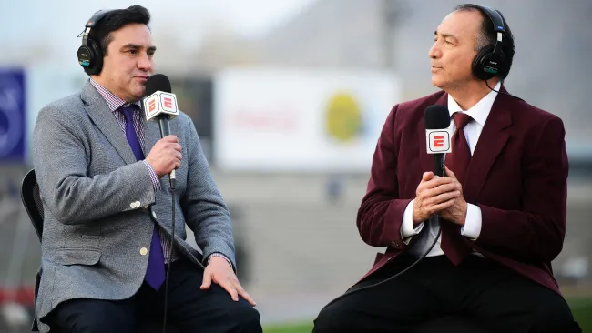 Pietrasanta (derecha) junto a Mario Carrillo en una cobertura