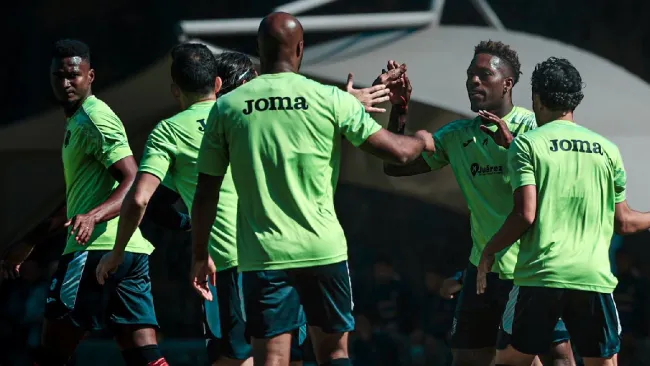 Pedro Caixinha da su versión de la pelea 