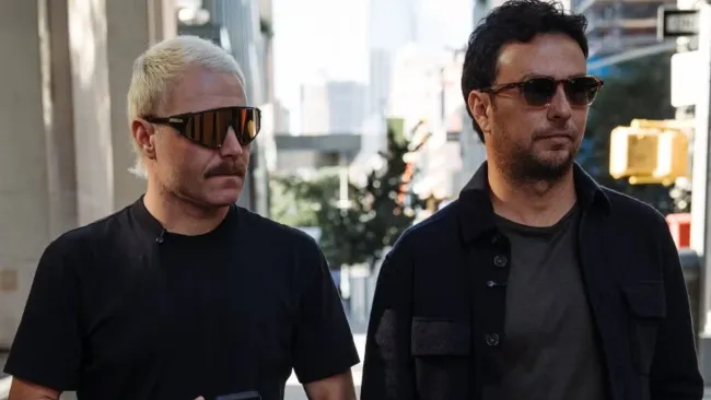 Checo Pérez y Bottas protagonizan "primer choque" 