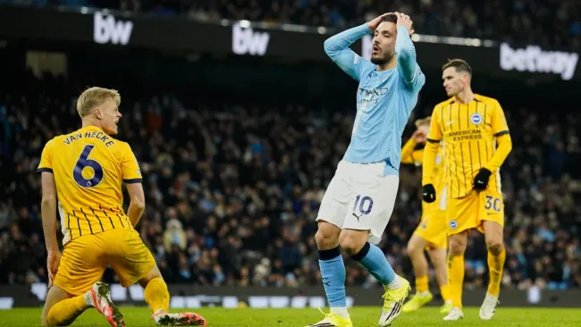 Manchester City empata ante Brighton y se aleja de la cima de la Premier League