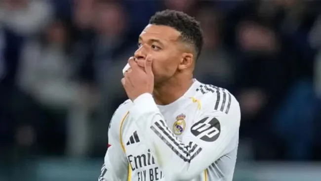 Mbappé podría no jugar la Final de la Supercopa contra el Barcelona