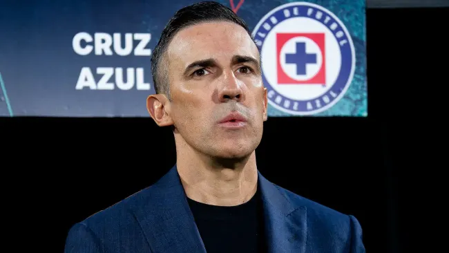 Excompañero de Vicente Sánchez lo crítica por misteriosa publicación tras derrota de Cruz Azul