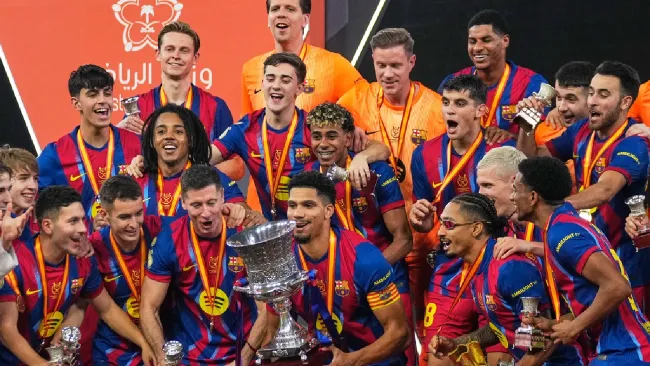 Ronald Araujo motivó al Barcelona en su regreso a las canchas