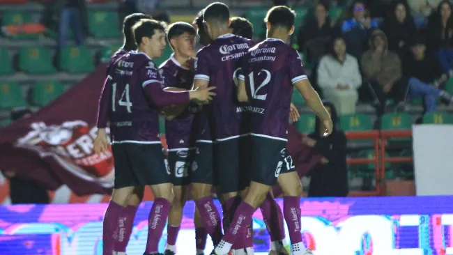 Mineros es el primer lugar del torneo