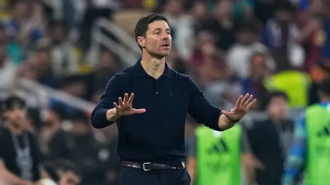 ¿Predijo la llegada de Arbeloa? La rueda de prensa en la que Xabi Alonso 'condenó' su destino