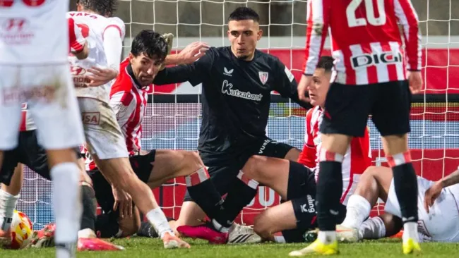 Alex Padilla titular en la victoria de Athletic Club en Copa del Rey