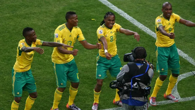 Tshabalala recuerda el partido ante México en Sudáfrica 2010: "Es como un partido de Vuelta" 